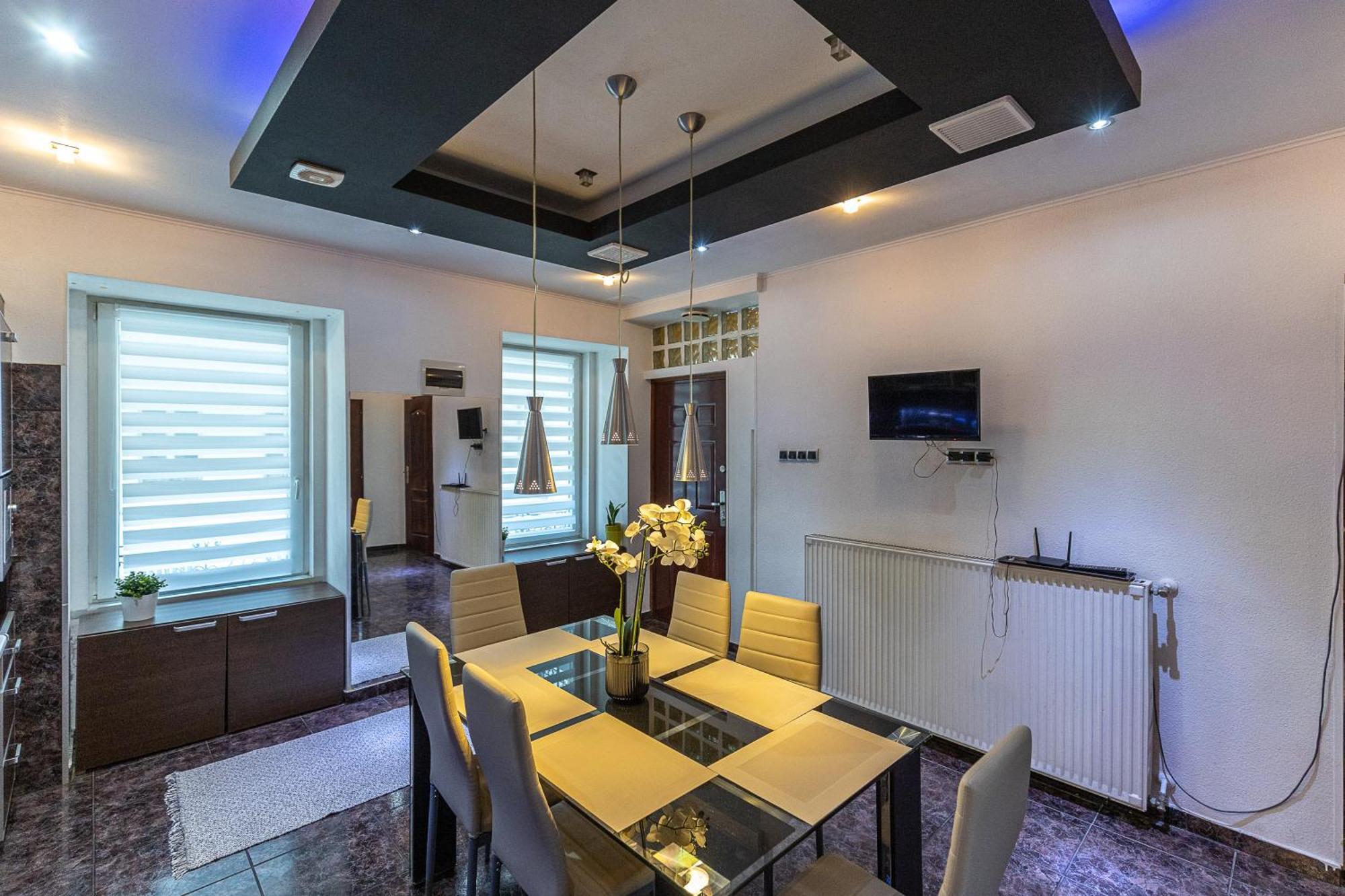 City Vibes Apartment - 3 Bdrms Budapest Eksteriør billede