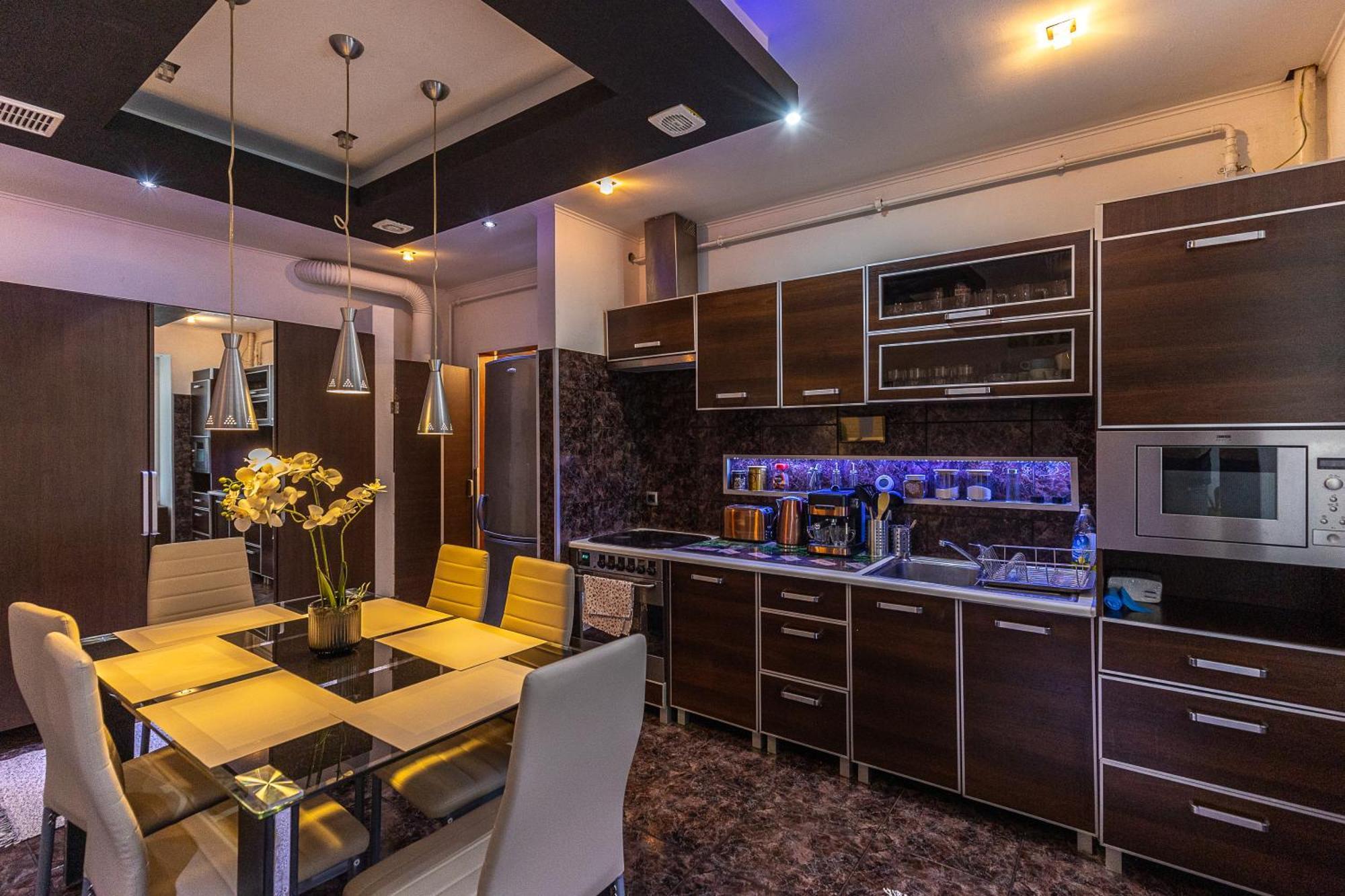 City Vibes Apartment - 3 Bdrms Budapest Eksteriør billede