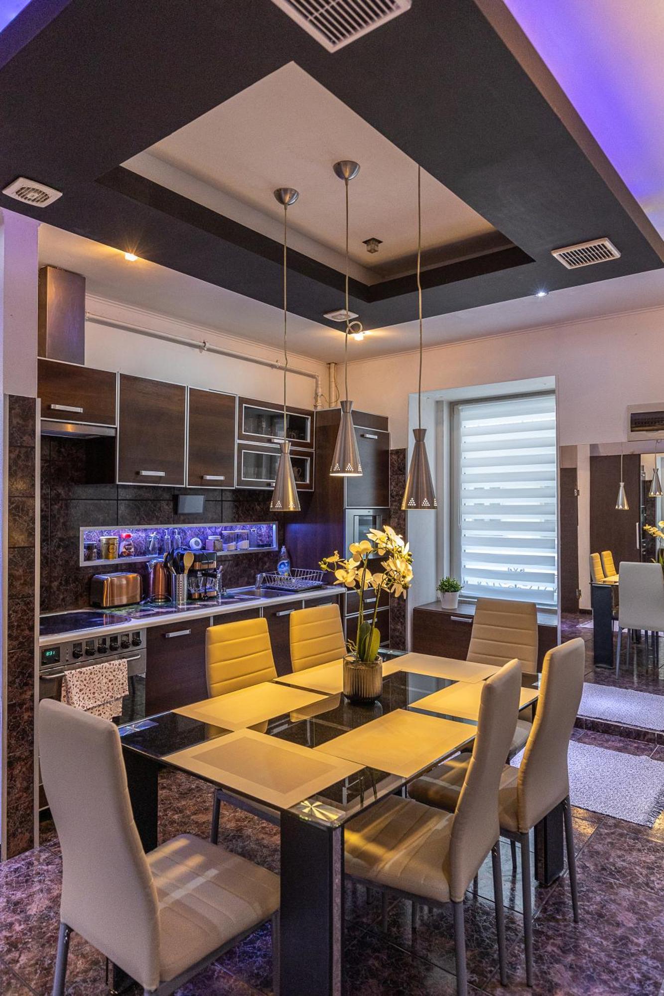 City Vibes Apartment - 3 Bdrms Budapest Eksteriør billede